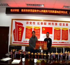 说明: http://m.qpic.cn/psb?/V13F51eu47MggK/Z*M9e59zEfyPCL62QscfbPk26XGUYC0D4WnBtiY0P.o!/b/dLgAAAAAAAAA&bo=IAOLAgAAAAARF4o!&rf=viewer_4